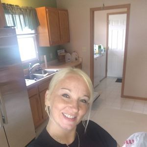 Meet your Posher, Renee